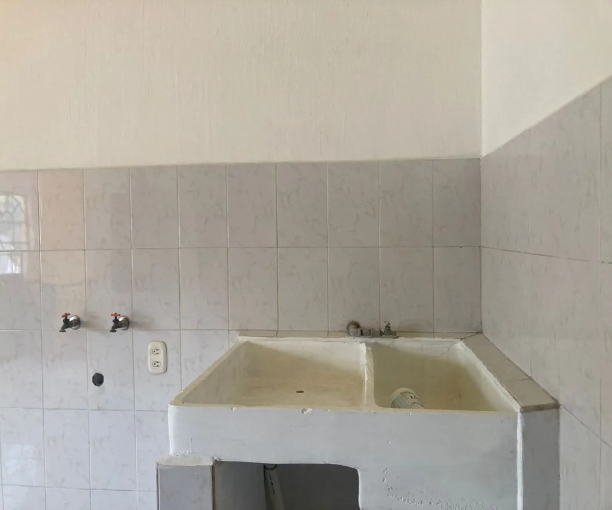 Casa En Renta,El Tapatío,Constitucion De 1857 3339, San Pedro Tlaquepaque, Jalisco 45588, 3 Habitaciones,2 Baños,Constitucion De 1857,3,peEzetK