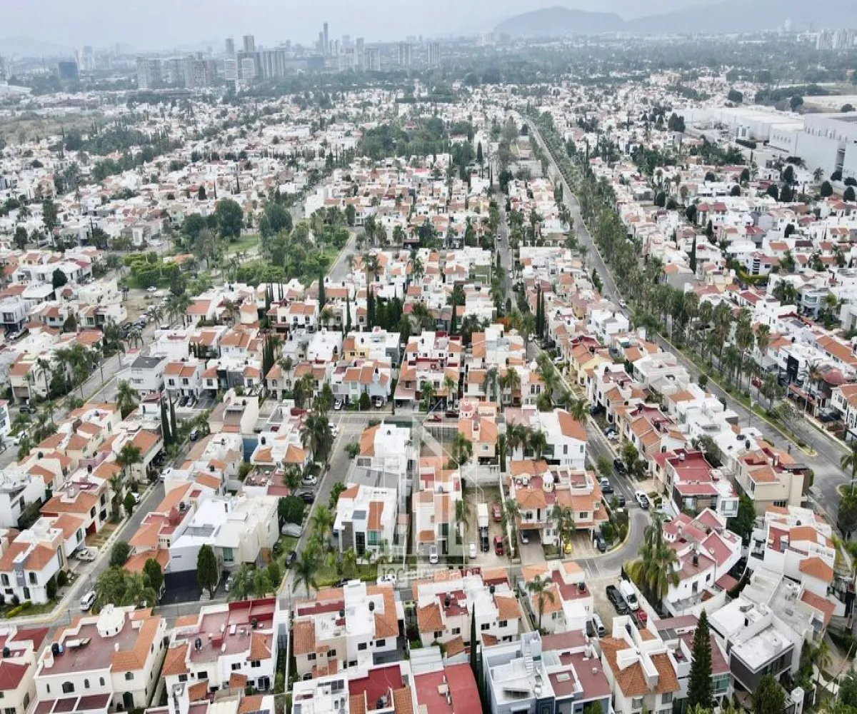 Casa En Venta,Jardín Real,Duque 133, Zapopan, Jalisco 45136, 3 Habitaciones,3 Baños,Duque,2,ps8F4Tp