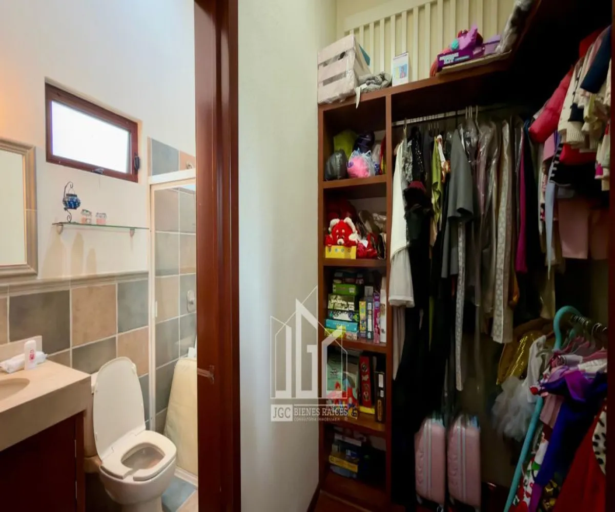 Casa En Venta,Jardín Real,Duque 133, Zapopan, Jalisco 45136, 3 Habitaciones,3 Baños,Duque,2,ps8F4Tp