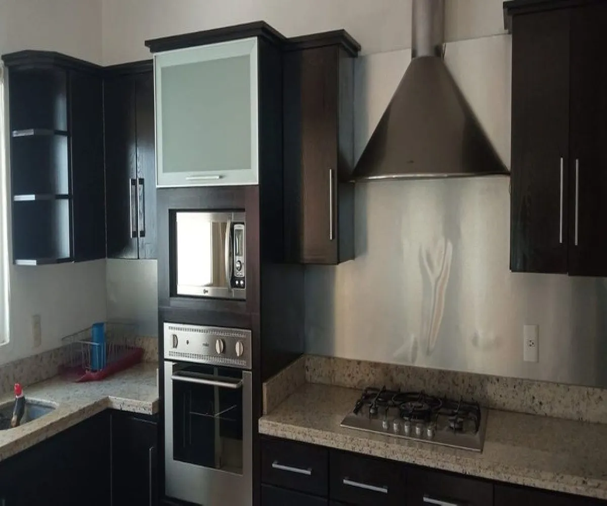 Casa En Venta,Centinela I,Avenida Valle de San Isidro 1725, Zapopan, Jalisco 45134, 4 Habitaciones,3 Baños,Avenida Valle de San Isidro,2,p1Zm7yD