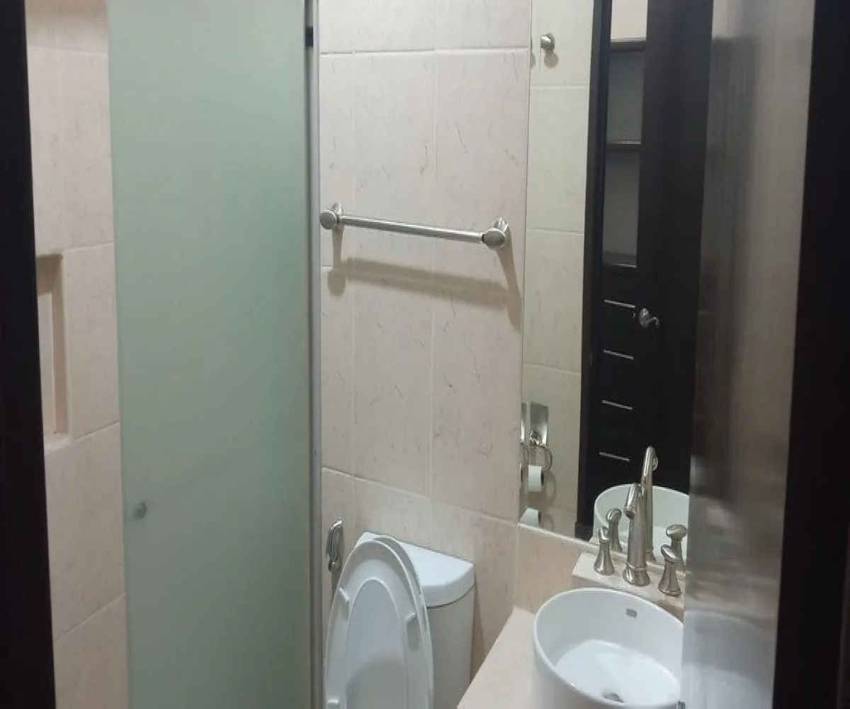 Casa En Venta,Centinela I,Avenida Valle de San Isidro 1725, Zapopan, Jalisco 45134, 4 Habitaciones,3 Baños,Avenida Valle de San Isidro,2,p1Zm7yD