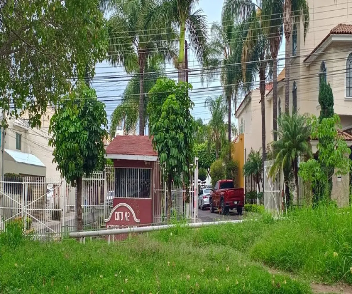 Casa En Venta,Fraccionamiento Revolución,Pelotón Oriente 160, San Pedro Tlaquepaque, Jalisco 45588, 3 Habitaciones,1 Baño,Pelotón Oriente,2,pwZDT6f