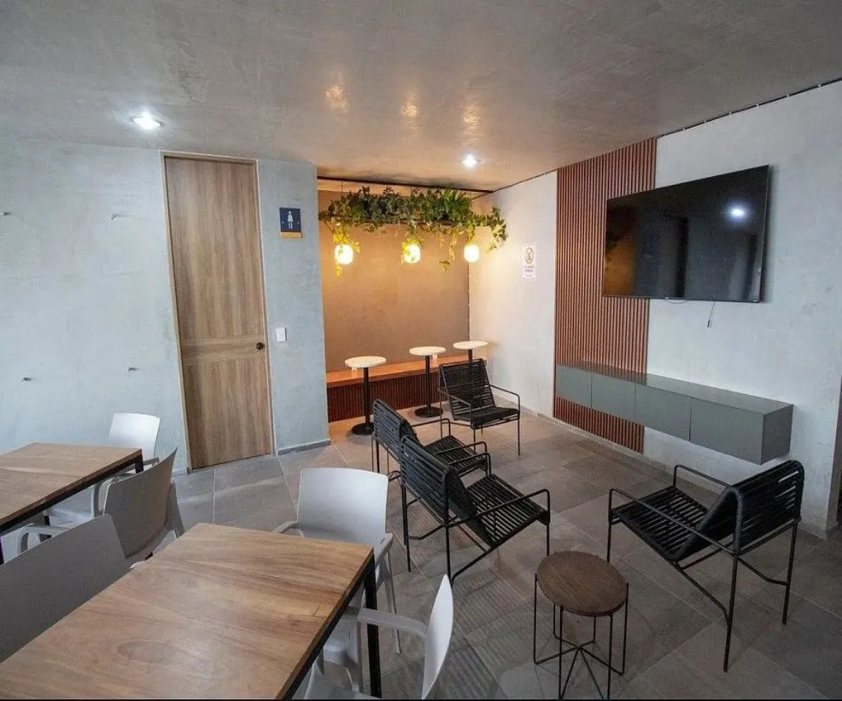 Departamento En Venta,Sin Nombre,Calle Prolongacion Avenida Las Fuentes S/N, San Pedro Tlaquepaque, Jalisco 45608, 2 Habitaciones,2 Baños,Calle Prolongacion Avenida Las Fuentes,1,pLHp3hC