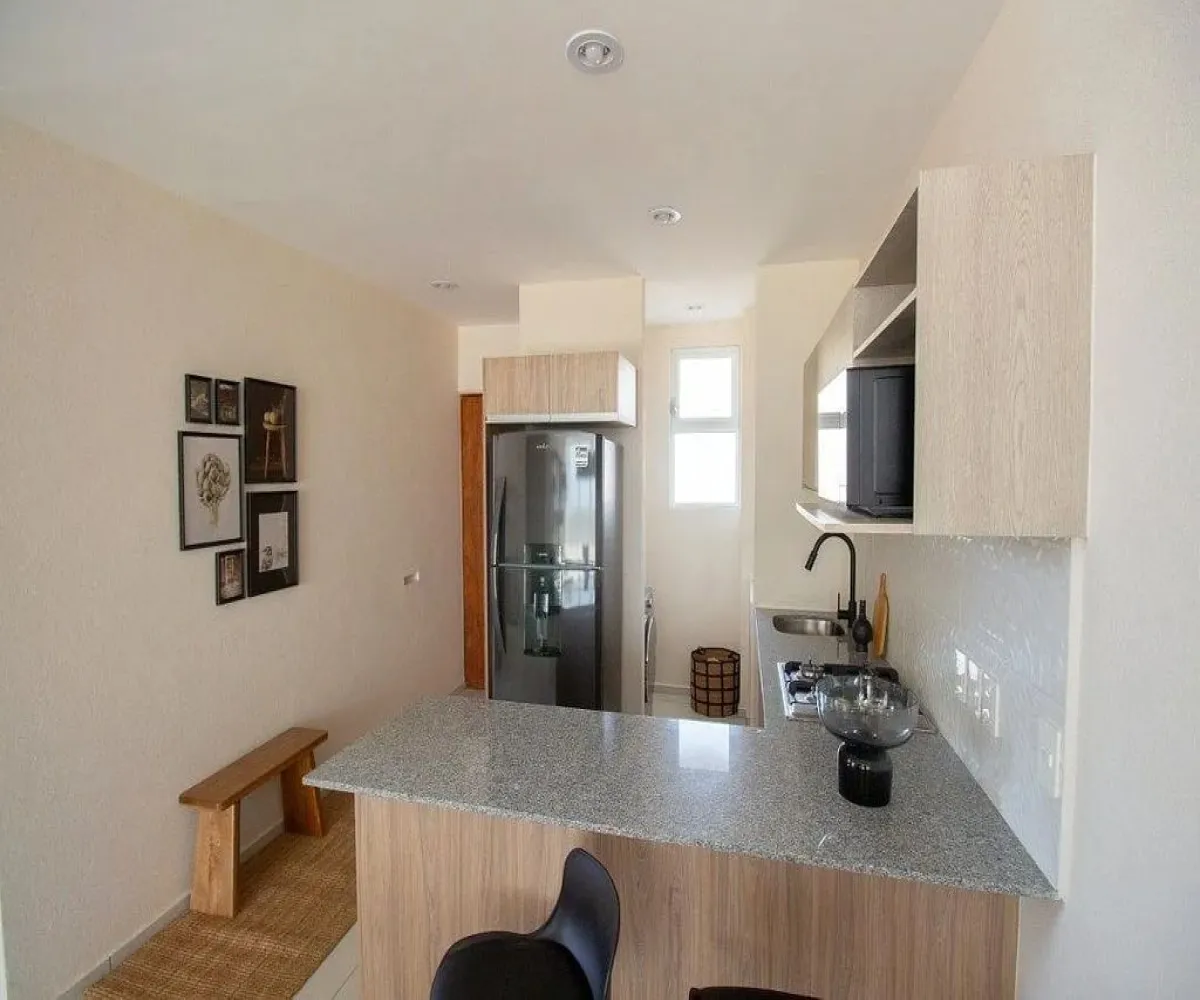 Departamento En Venta,Sin Nombre,Calle Prolongacion Avenida Las Fuentes S/N, San Pedro Tlaquepaque, Jalisco 45608, 2 Habitaciones,2 Baños,Calle Prolongacion Avenida Las Fuentes,1,pLHp3hC