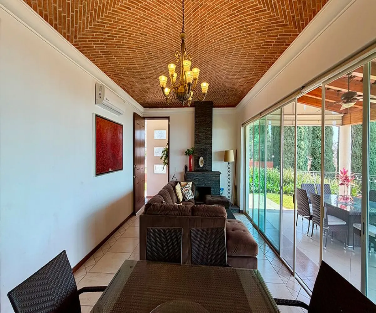 Casa En Renta,Raquet Club,Calle el Limón 263, Jocotepec, Jalisco 45820, 2 Habitaciones,2 Baños,Calle el Limón,1,pxPyQMx