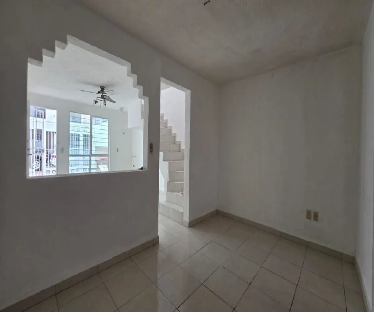 Casa En Venta,Colonia Jardines del Nilo,Ignacio Jacobo Magaña 1448, Guadalajara, Jalisco 44825, 3 Habitaciones,1 Baño,Ignacio Jacobo Magaña,3,pe0iG49