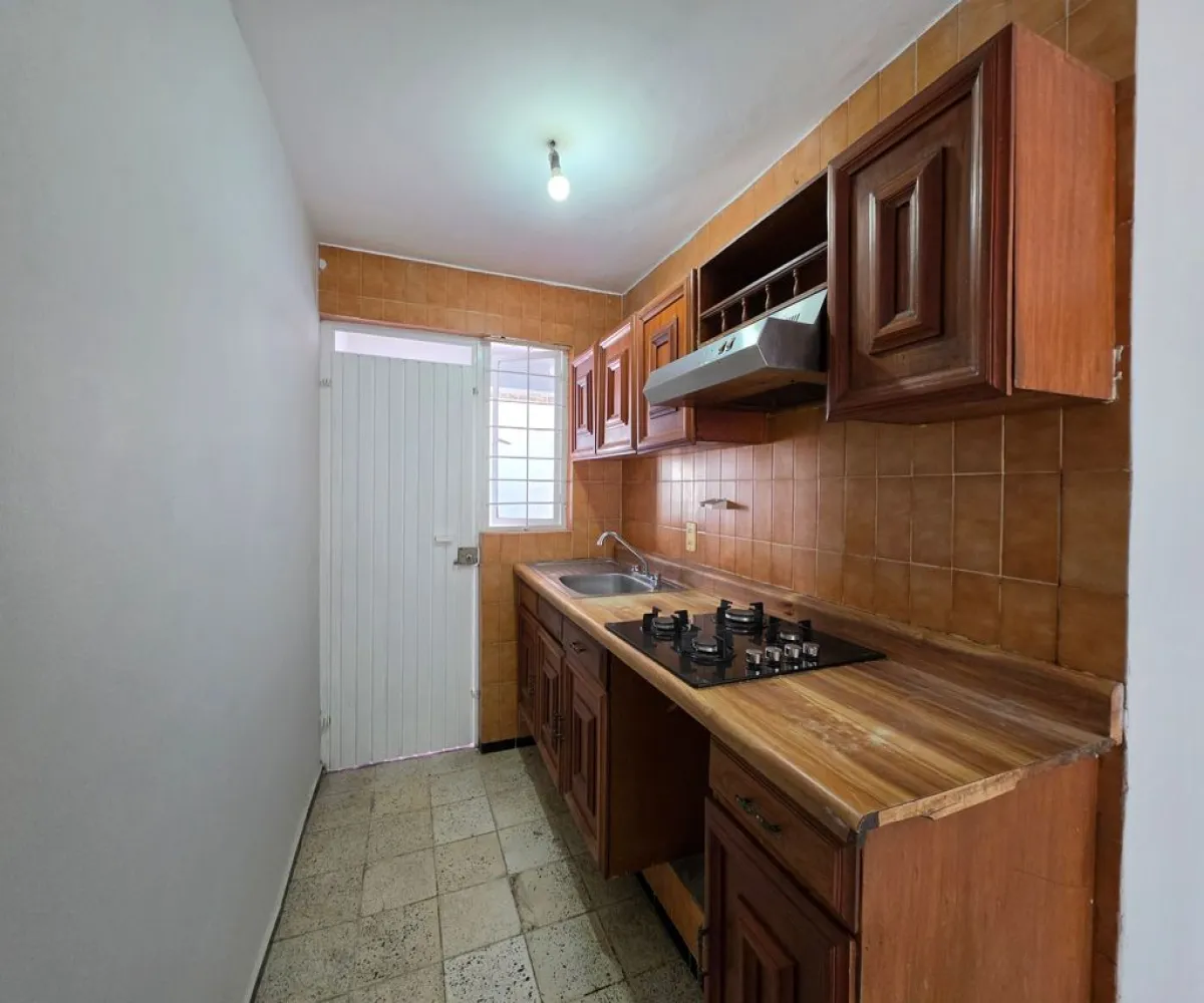 Departamento En Venta,Lomas de Zapopan,Calle Tarragona 822, Zapopan, Jalisco 45130, 3 Habitaciones,1 Baño,Calle Tarragona,1,pqO9xXC