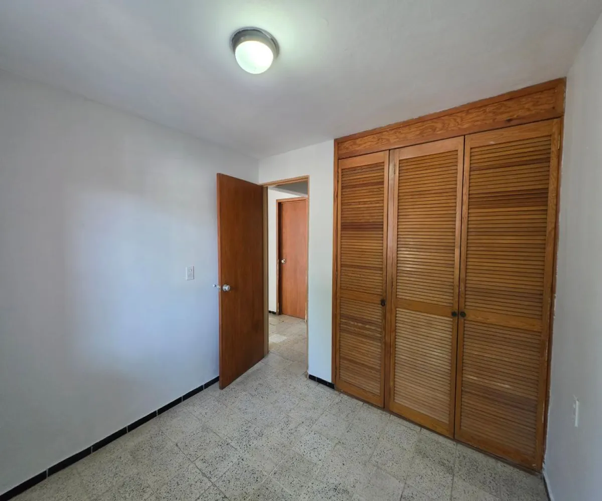 Departamento En Venta,Lomas de Zapopan,Calle Tarragona 822, Zapopan, Jalisco 45130, 3 Habitaciones,1 Baño,Calle Tarragona,1,pqO9xXC