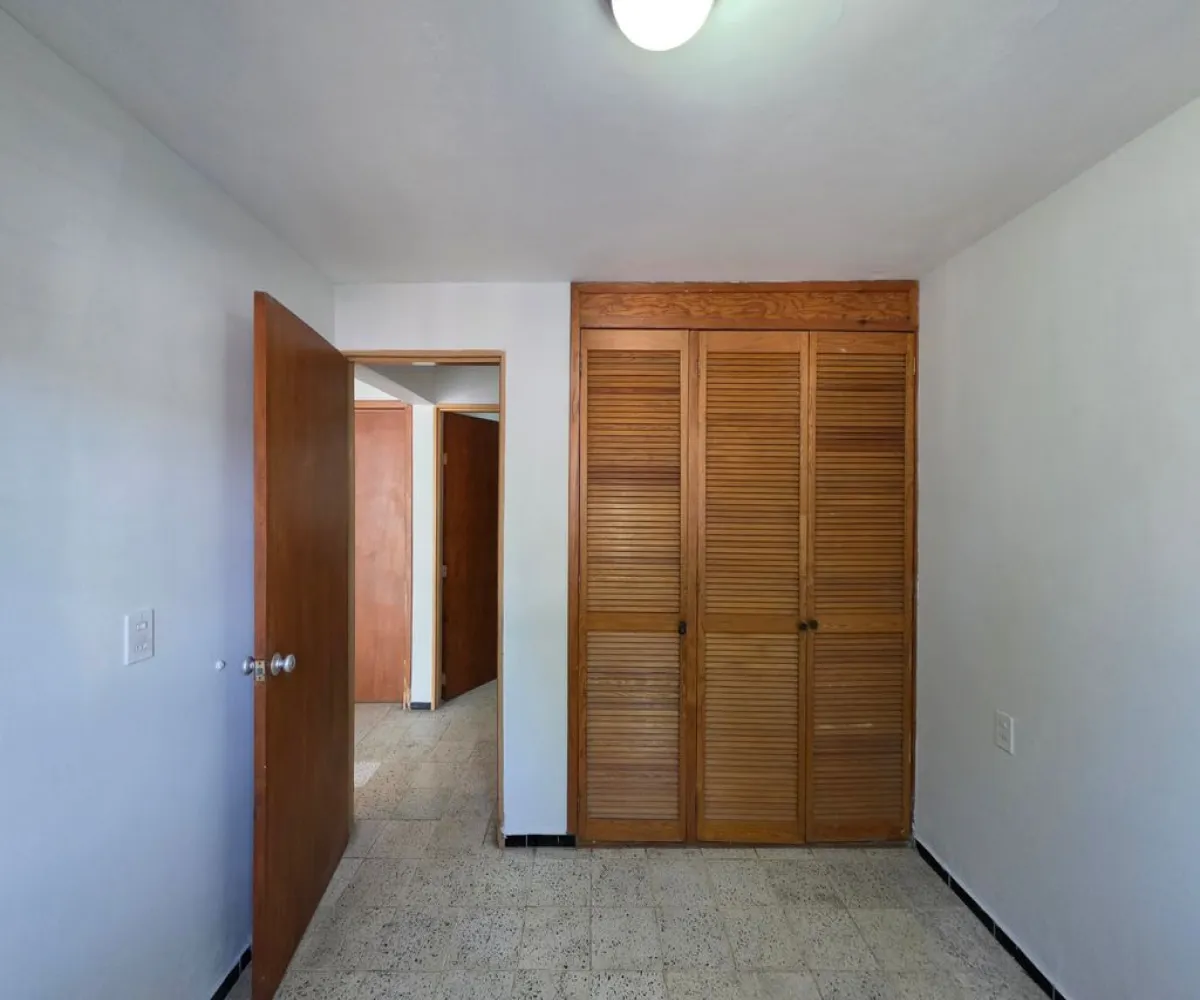 Departamento En Venta,Lomas de Zapopan,Calle Tarragona 822, Zapopan, Jalisco 45130, 3 Habitaciones,1 Baño,Calle Tarragona,1,pqO9xXC