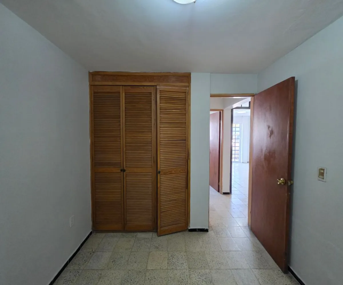 Departamento En Venta,Lomas de Zapopan,Calle Tarragona 822, Zapopan, Jalisco 45130, 3 Habitaciones,1 Baño,Calle Tarragona,1,pqO9xXC