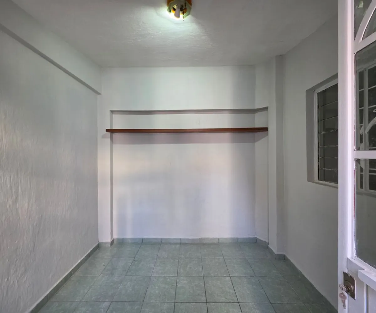 Departamento En Venta,Lomas de Zapopan,Calle Tarragona 822, Zapopan, Jalisco 45130, 3 Habitaciones,1 Baño,Calle Tarragona,1,pqO9xXC