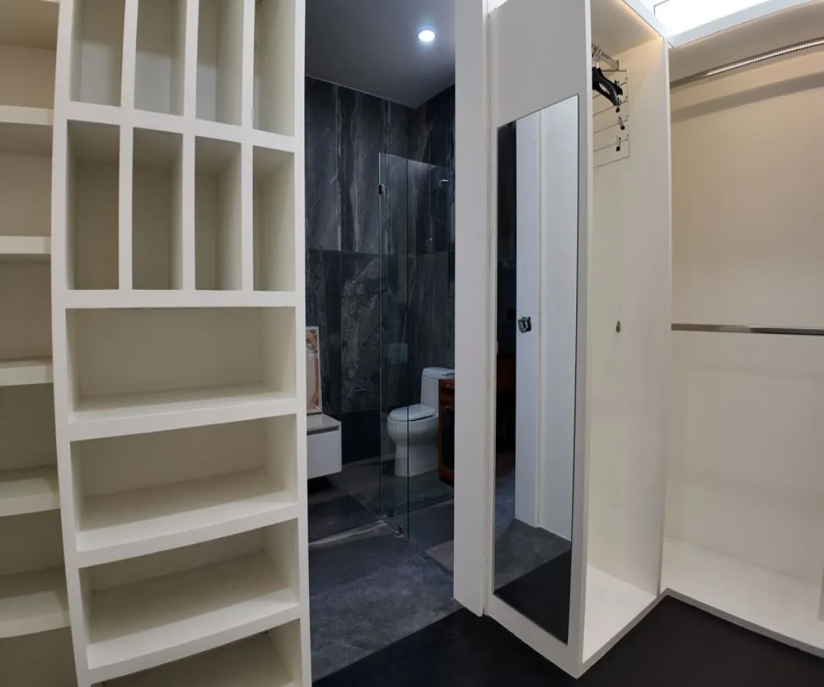 Casa En Venta,Vallarta Universidad,Avenida Juan Palomar y Arias S/N, Zapopan, Jalisco 45110, 3 Habitaciones,4 Baños,Avenida Juan Palomar y Arias,2,pKdnN0e