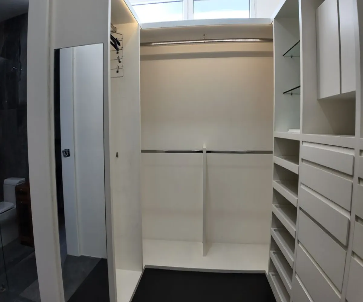 Casa En Venta,Vallarta Universidad,Avenida Juan Palomar y Arias S/N, Zapopan, Jalisco 45110, 3 Habitaciones,4 Baños,Avenida Juan Palomar y Arias,2,pKdnN0e