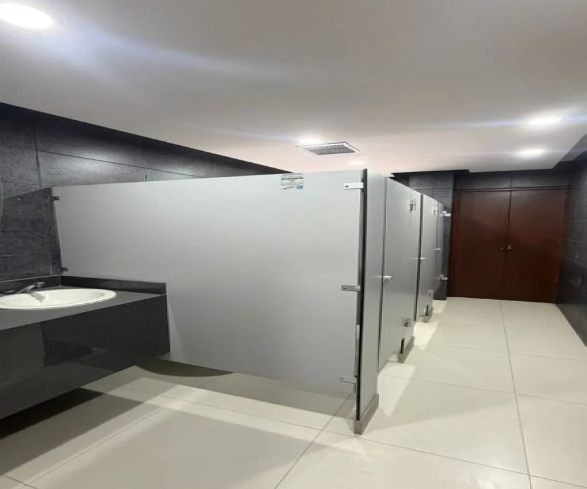 Bodega En Renta,Francisco Sarabia,Avenida Adolfo López Mateos Sur 4550 7, Zapopan, Jalisco 45236,3 Baños,Avenida Adolfo López Mateos Sur,1,p963eFM