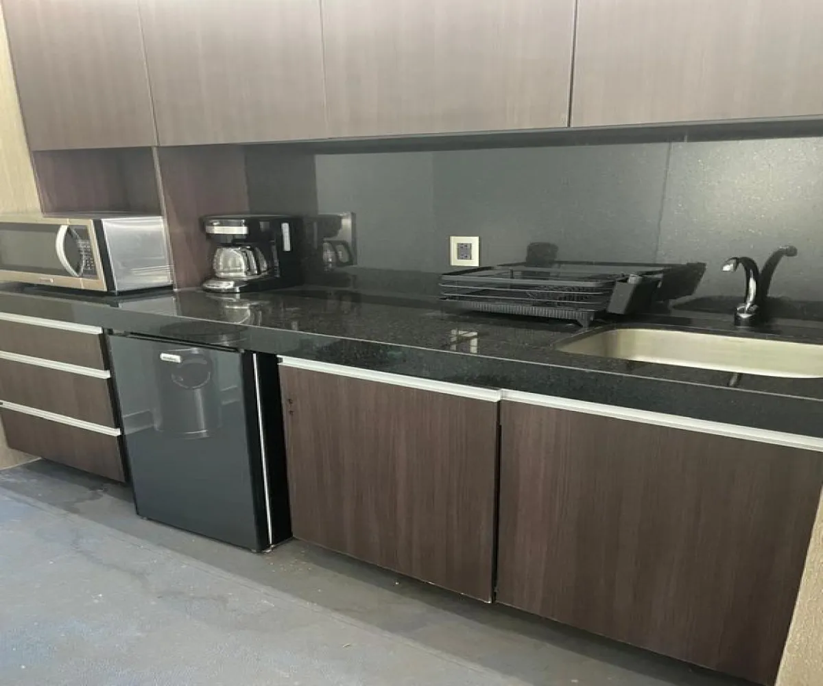 Oficina En Renta,Puerta de Hierro,Avenida Patria 1891, Zapopan, Jalisco 45116,2 Baños,Avenida Patria,1,pmTQcfJ