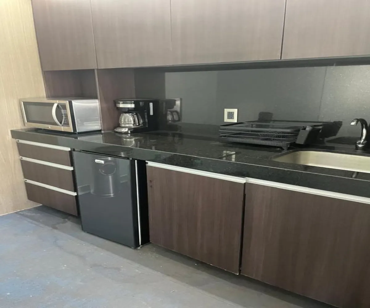 Oficina En Renta,Puerta de Hierro,Avenida Patria 1891, Zapopan, Jalisco 45116,2 Baños,Avenida Patria,1,pmTQcfJ