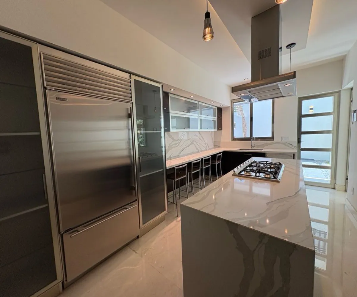 Casa En Venta,Puerta Plata,Puerta, Plata 00, Zapopan, Jalisco 45116, 4 Habitaciones,5 Baños, Puerta, Plata,3,p7a7xDg