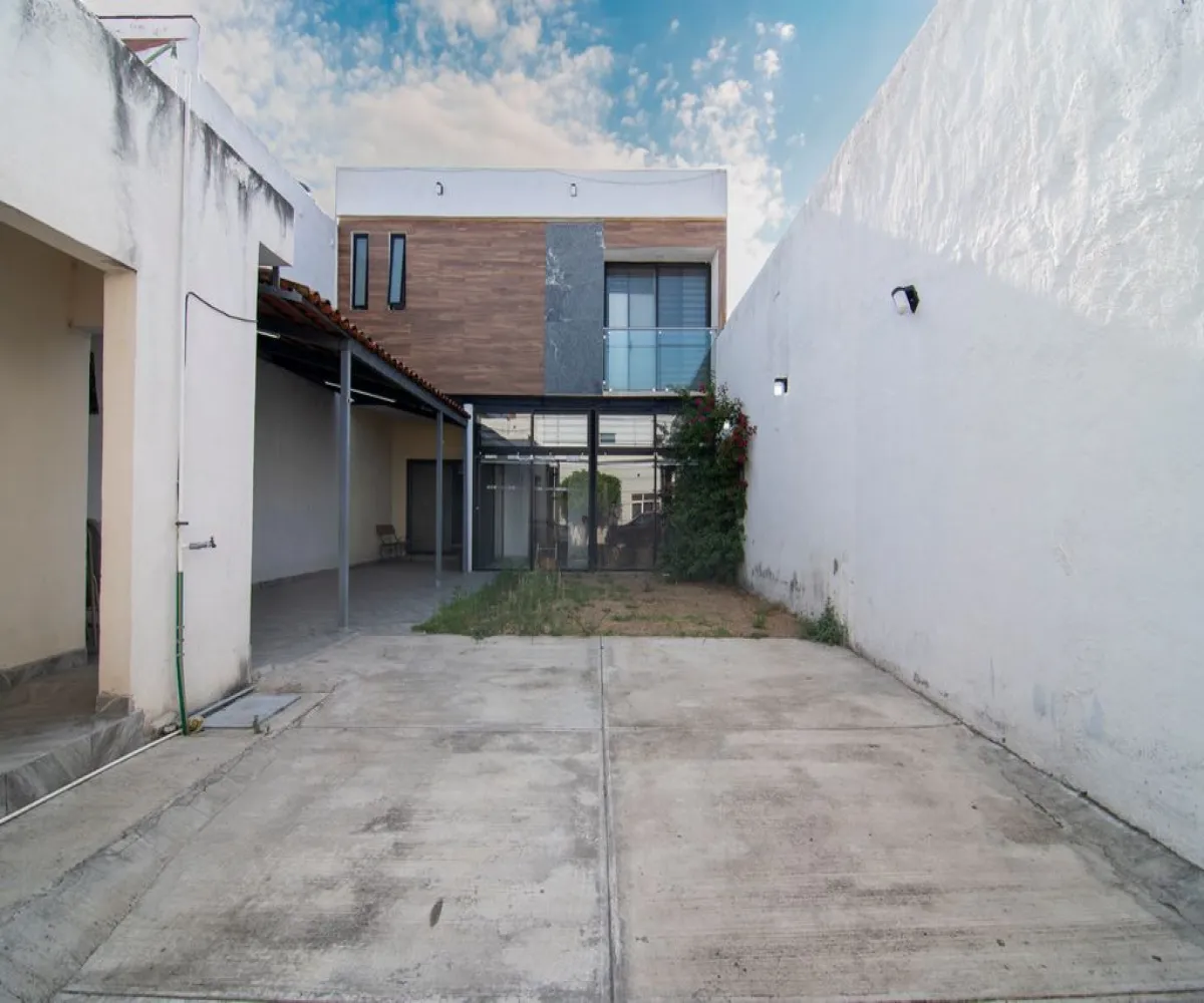 Casa En Venta,La Tuzania Ejidal,Miraflor 929, Zapopan, Jalisco 45138, 4 Habitaciones,3 Baños,Miraflor,1,pbB11Ds