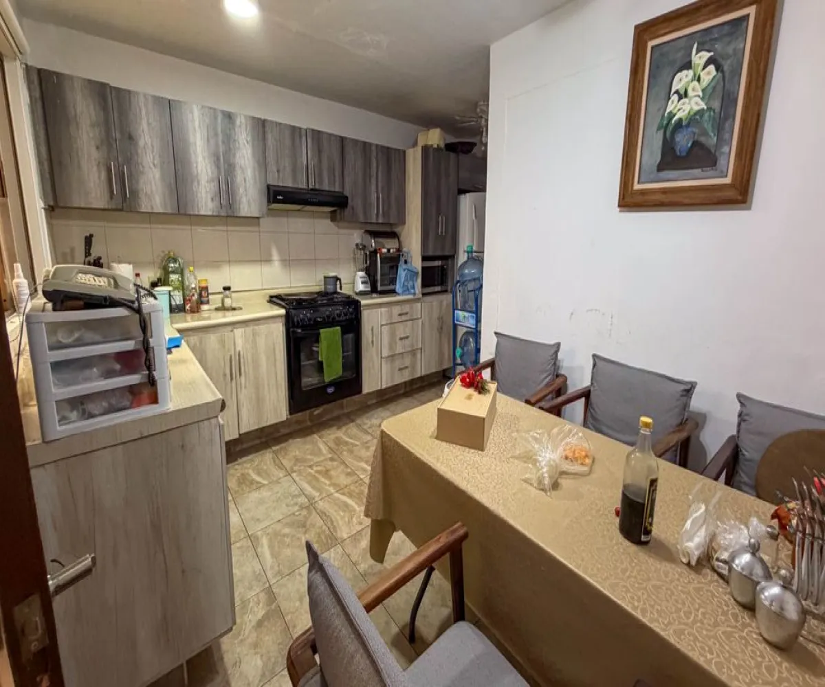 Casa En Venta,Jardines Vallarta,Giovanni Papini 251 4, Zapopan, Jalisco 45027, 4 Habitaciones,3 Baños,Giovanni Papini,1,pK0lwYg