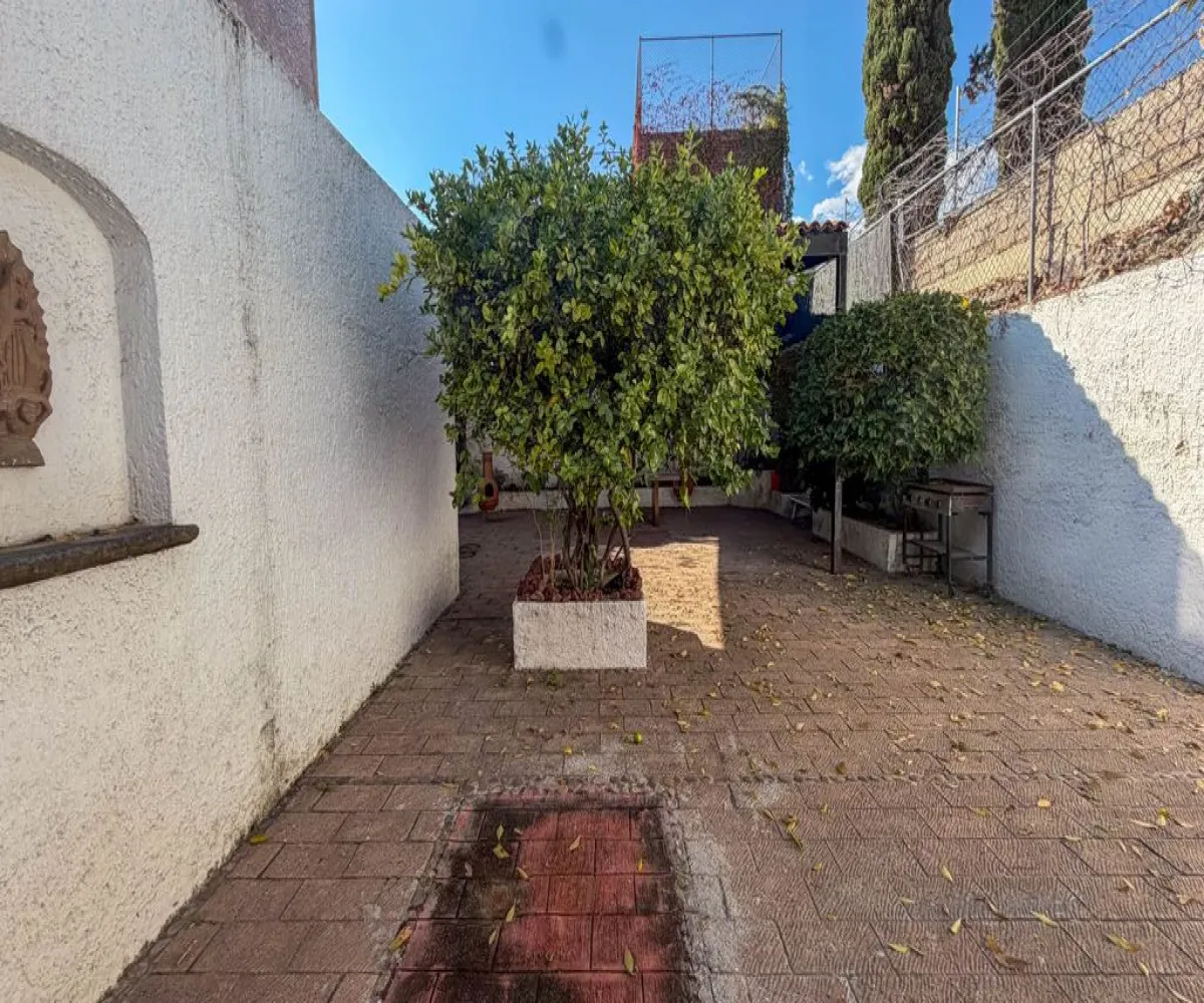 Casa En Venta,Jardines Vallarta,Giovanni Papini 251 4, Zapopan, Jalisco 45027, 4 Habitaciones,3 Baños,Giovanni Papini,1,pK0lwYg
