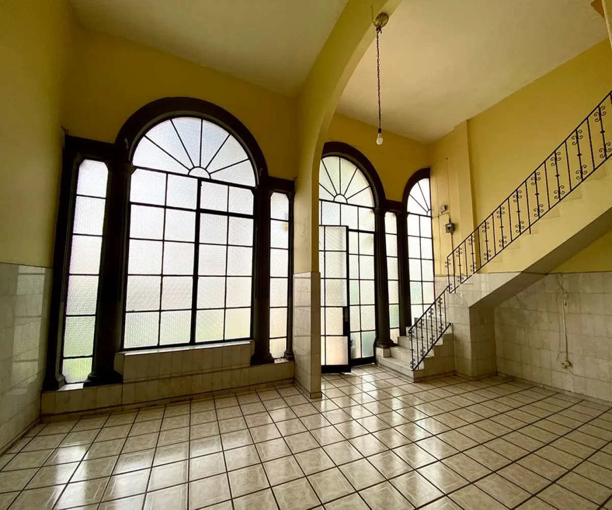 Oficina En Renta,Americana,Avenida Miguel Hidalgo y Costilla 1148, Guadalajara, Jalisco 44600,2 Baños,Avenida Miguel Hidalgo y Costilla,1,pve60pM