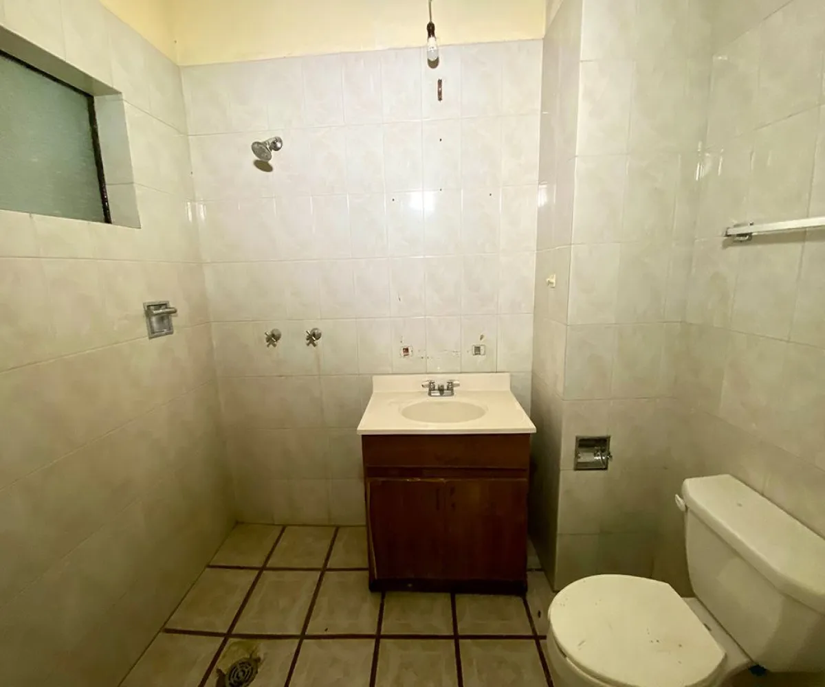 Oficina En Renta,Americana,Avenida Miguel Hidalgo y Costilla 1148, Guadalajara, Jalisco 44600,2 Baños,Avenida Miguel Hidalgo y Costilla,1,pve60pM