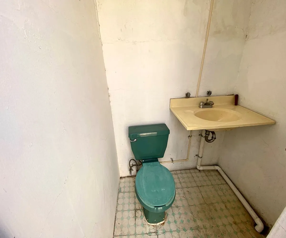 Oficina En Renta,Americana,Avenida Miguel Hidalgo y Costilla 1148, Guadalajara, Jalisco 44600,2 Baños,Avenida Miguel Hidalgo y Costilla,1,pve60pM