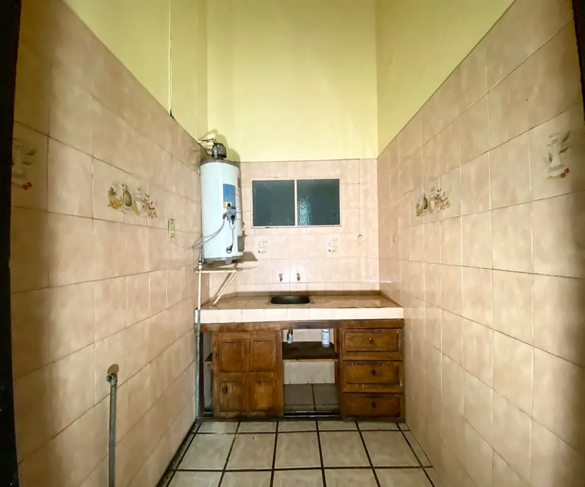 Oficina En Renta,Americana,Avenida Miguel Hidalgo y Costilla 1148, Guadalajara, Jalisco 44600,2 Baños,Avenida Miguel Hidalgo y Costilla,1,pve60pM