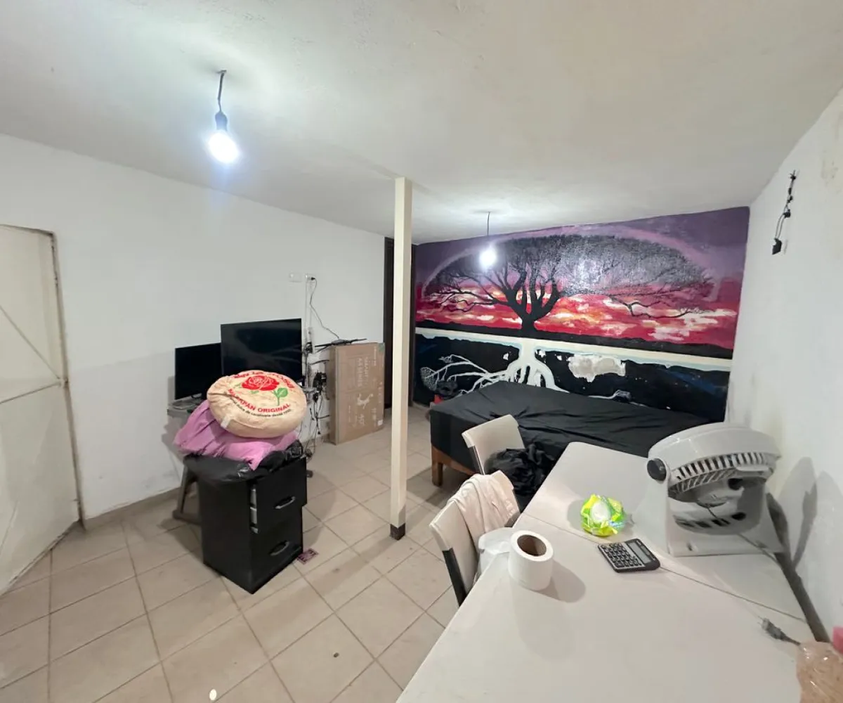 Local En Venta,Las Juntas,Calle Juan de la Barrera 5257, San Pedro Tlaquepaque, Jalisco 45595,4 Baños,Calle Juan de la Barrera,1,pqalAU2