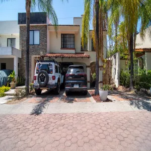 Casa En Venta,Parque Regency,Avenida Naciones Unidas 5859, Zapopan, Jalisco 45117, 4 Habitaciones,2 Baños,Avenida Naciones Unidas,1,pTdymjK