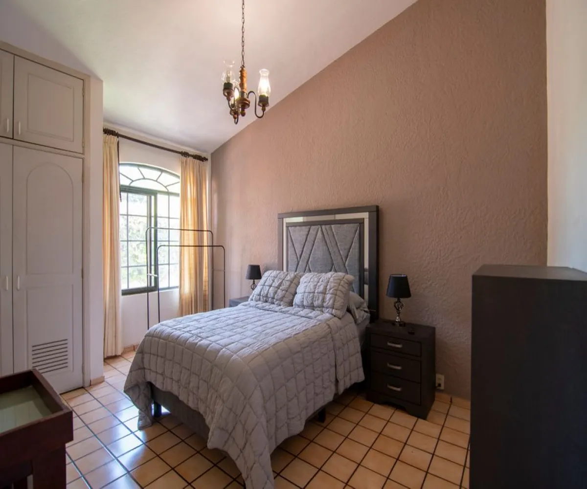 Casa En Venta,Parque Regency,Avenida Naciones Unidas 5859, Zapopan, Jalisco 45117, 4 Habitaciones,2 Baños,Avenida Naciones Unidas,1,pTdymjK