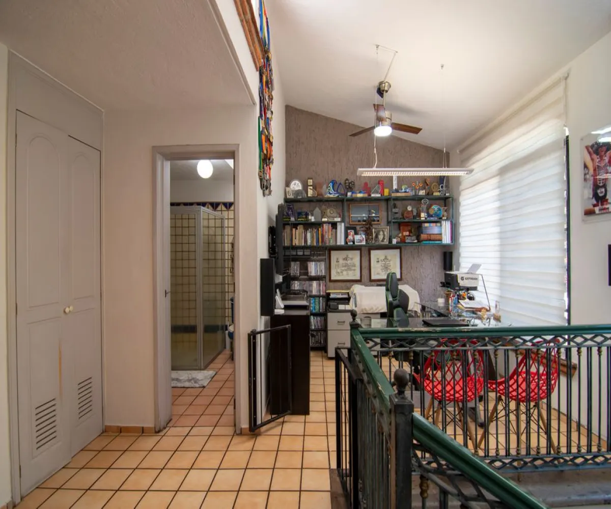 Casa En Venta,Parque Regency,Avenida Naciones Unidas 5859, Zapopan, Jalisco 45117, 4 Habitaciones,2 Baños,Avenida Naciones Unidas,1,pTdymjK