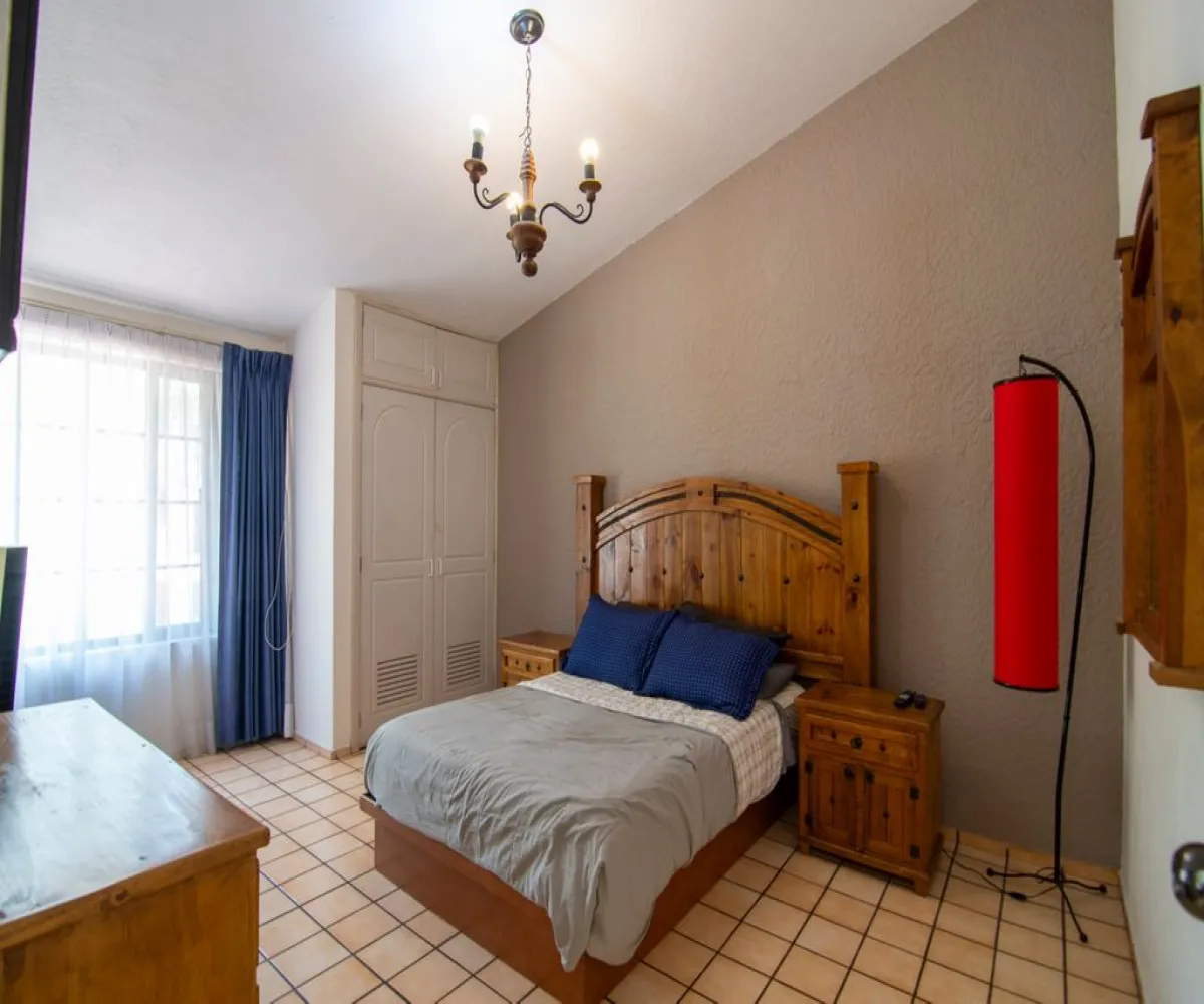 Casa En Venta,Parque Regency,Avenida Naciones Unidas 5859, Zapopan, Jalisco 45117, 4 Habitaciones,2 Baños,Avenida Naciones Unidas,1,pTdymjK
