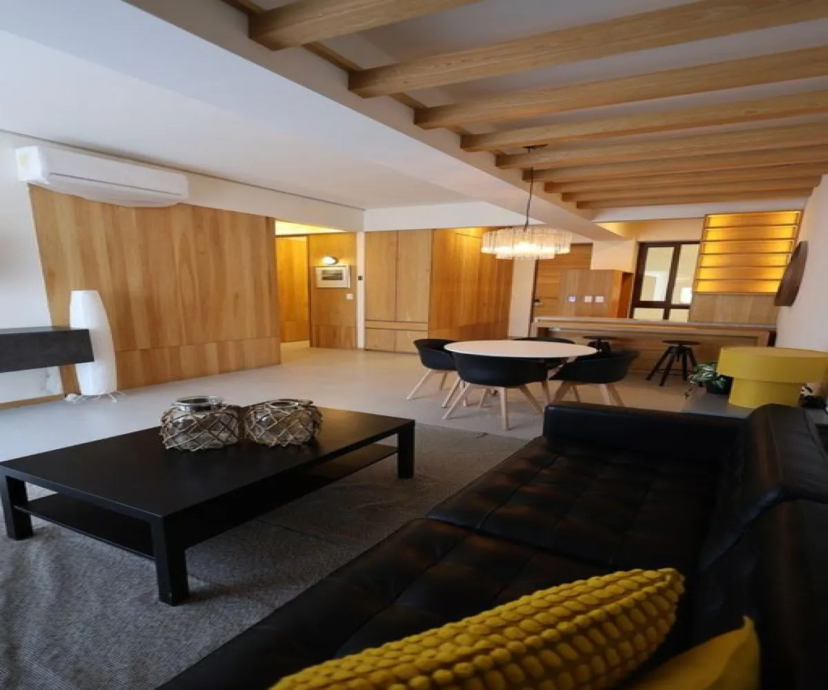 Departamento En Venta,Ladron De Guevara,Calle Francisco Rojas González 634, Guadalajara, Jalisco 44600, 1 Cuarto,1 Baño,Calle Francisco Rojas González,1,pnsn9iH