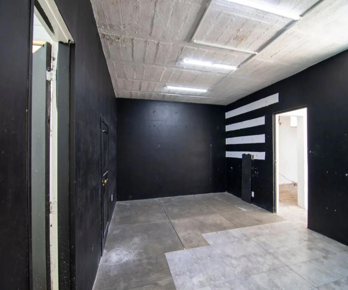 Casa En Venta,Camino Real,Santa Teresa de Jesús 665, Zapopan, Jalisco 45040, 9 Habitaciones,2 Baños,Santa Teresa de Jesús,1,p1lnjAb