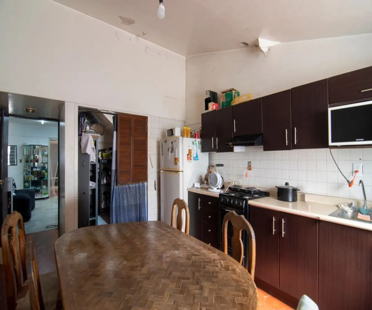 Casa En Venta,Camino Real,Santa Teresa de Jesús 665, Zapopan, Jalisco 45040, 9 Habitaciones,2 Baños,Santa Teresa de Jesús,1,p1lnjAb