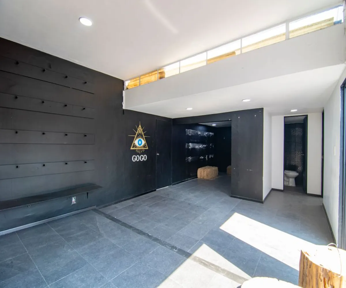 Casa En Venta,Camino Real,Santa Teresa de Jesús 665, Zapopan, Jalisco 45040, 9 Habitaciones,2 Baños,Santa Teresa de Jesús,1,p1lnjAb