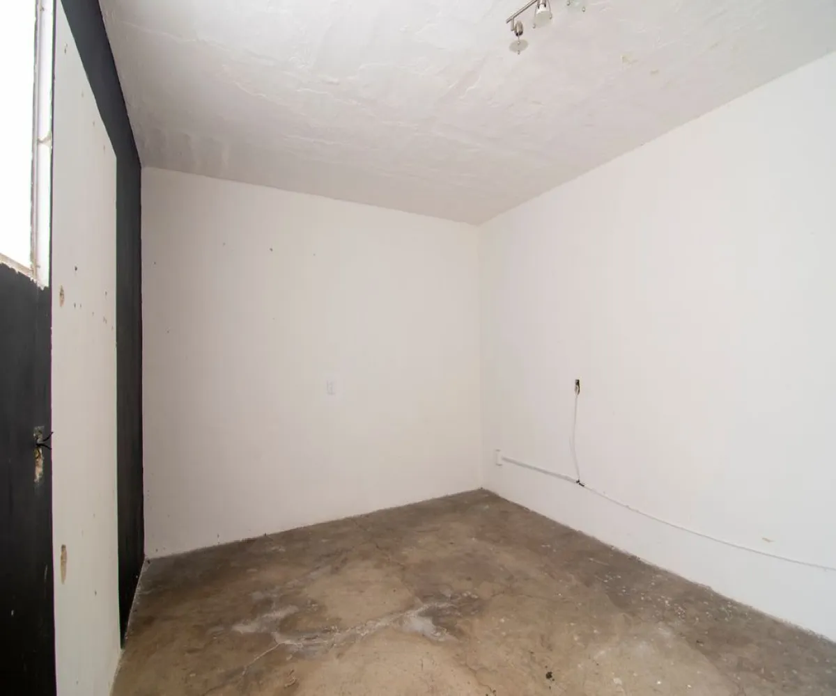Casa En Venta,Camino Real,Santa Teresa de Jesús 665, Zapopan, Jalisco 45040, 9 Habitaciones,2 Baños,Santa Teresa de Jesús,1,p1lnjAb