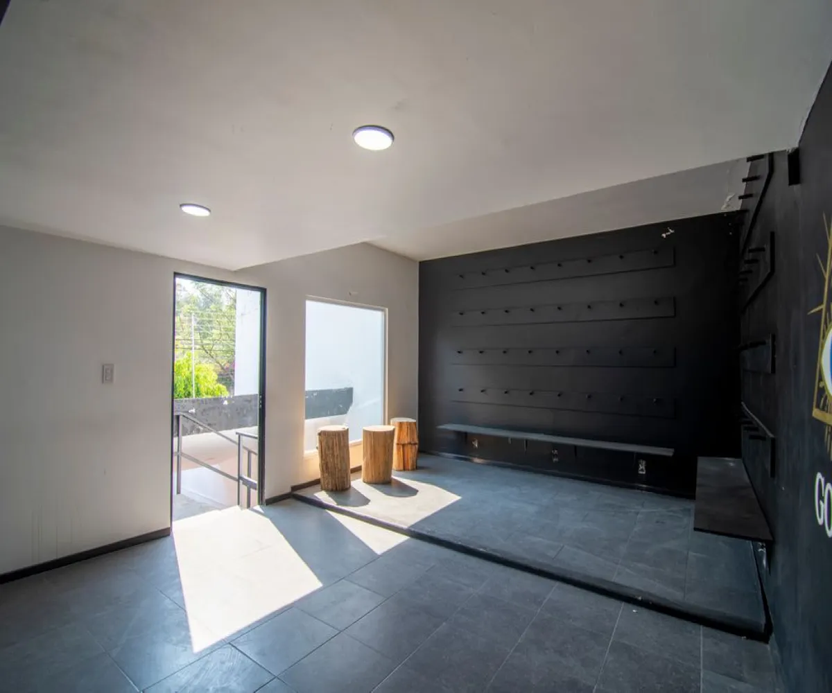 Casa En Venta,Camino Real,Santa Teresa de Jesús 665, Zapopan, Jalisco 45040, 9 Habitaciones,2 Baños,Santa Teresa de Jesús,1,p1lnjAb