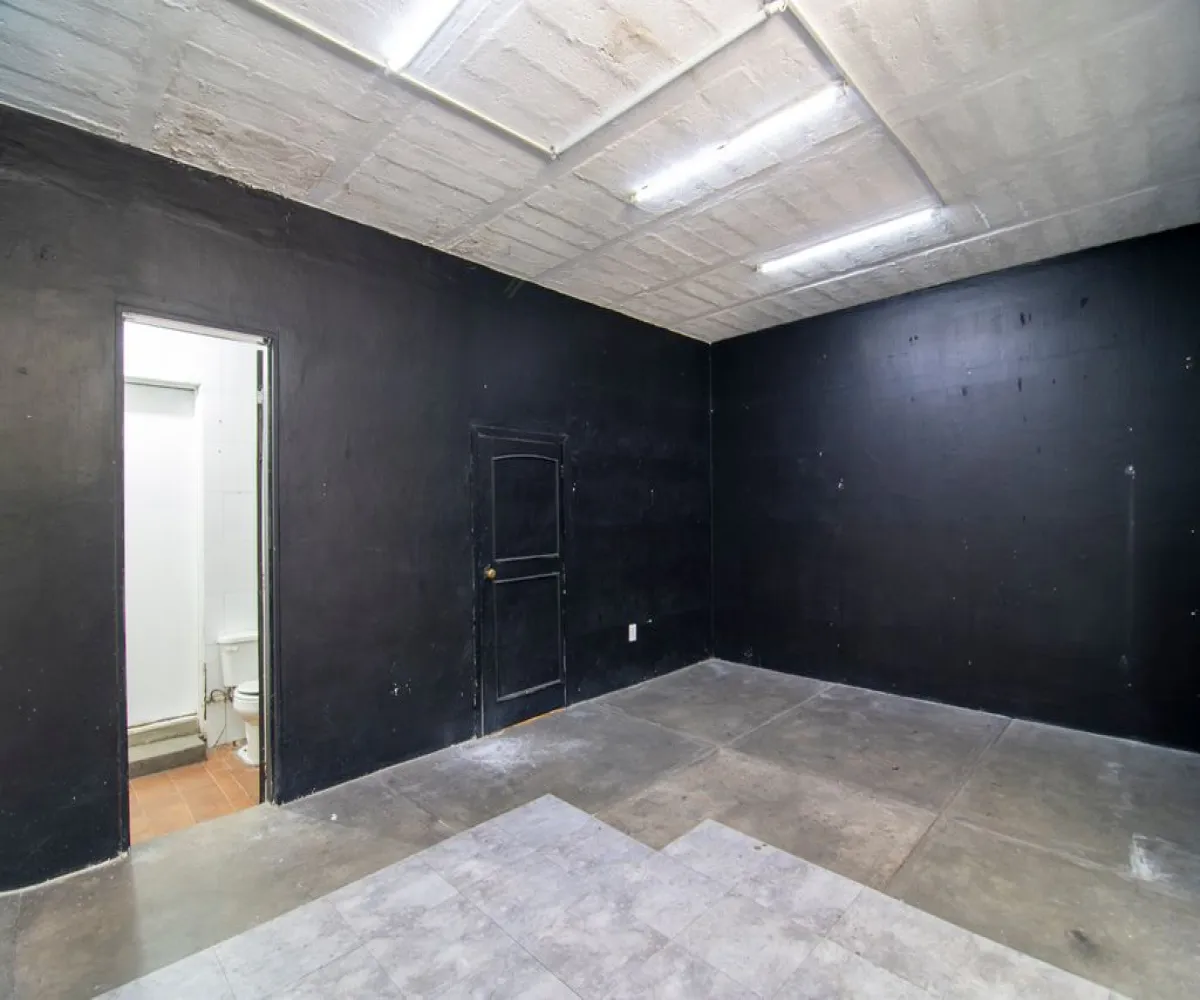 Casa En Venta,Camino Real,Santa Teresa de Jesús 665, Zapopan, Jalisco 45040, 9 Habitaciones,2 Baños,Santa Teresa de Jesús,1,p1lnjAb