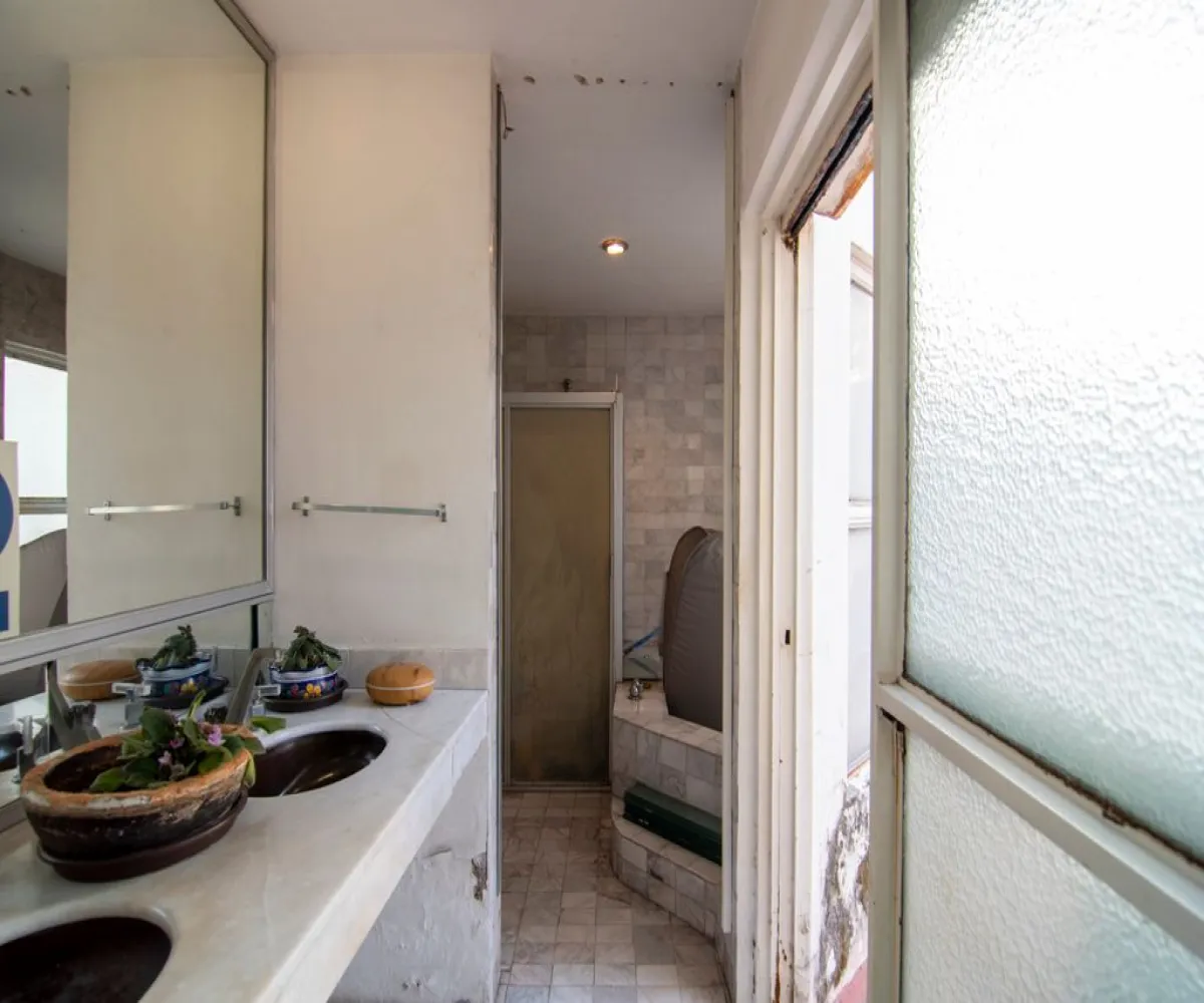 Casa En Venta,Camino Real,Santa Teresa de Jesús 665, Zapopan, Jalisco 45040, 9 Habitaciones,2 Baños,Santa Teresa de Jesús,1,p1lnjAb