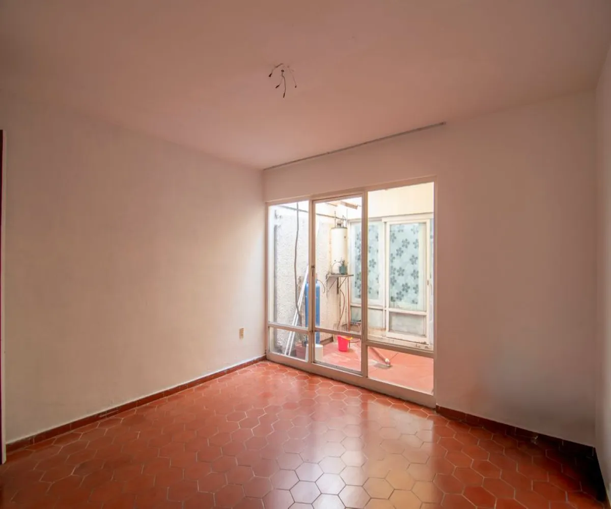 Casa En Venta,Camino Real,Santa Teresa de Jesús 665, Zapopan, Jalisco 45040, 9 Habitaciones,2 Baños,Santa Teresa de Jesús,1,p1lnjAb