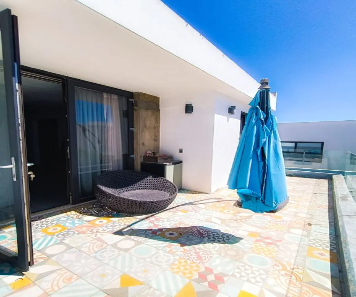 Casa En Venta,Fraccionamiento Villa Verona,Avenida Verona 7500, Zapopan, Jalisco 45110, 3 Habitaciones,4 Baños,Avenida Verona,2,p7tkyUM