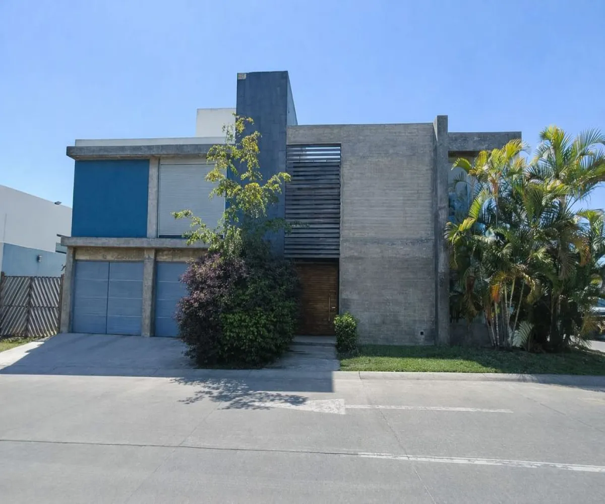 Casa En Venta,Fraccionamiento Villa Verona,Avenida Verona 7500, Zapopan, Jalisco 45110, 3 Habitaciones,4 Baños,Avenida Verona,2,p7tkyUM