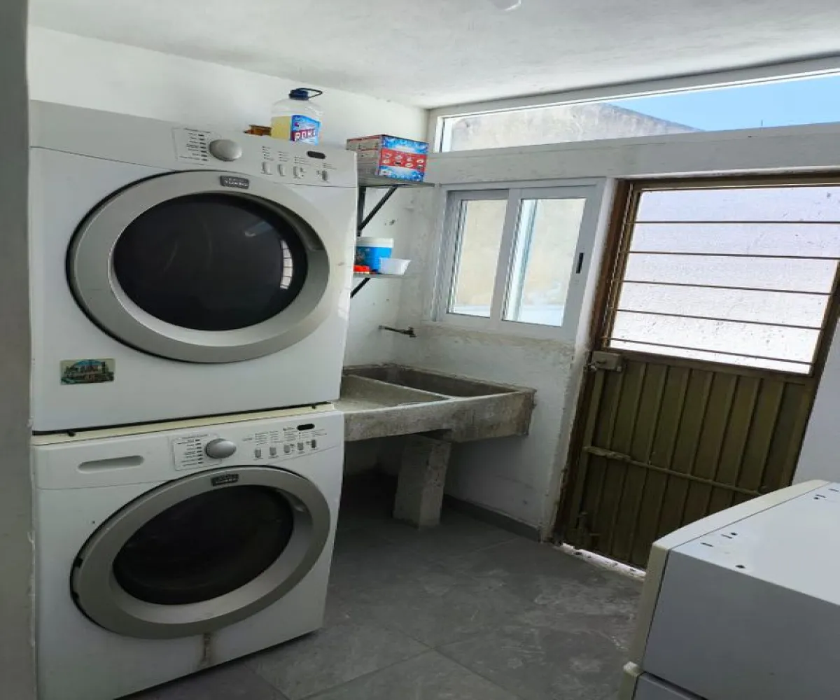 Casa En Venta,La Estancia,Franz Schubert 5082, Zapopan, Jalisco 45030, 4 Habitaciones,3 Baños,Franz Schubert,2,p5GeSLM