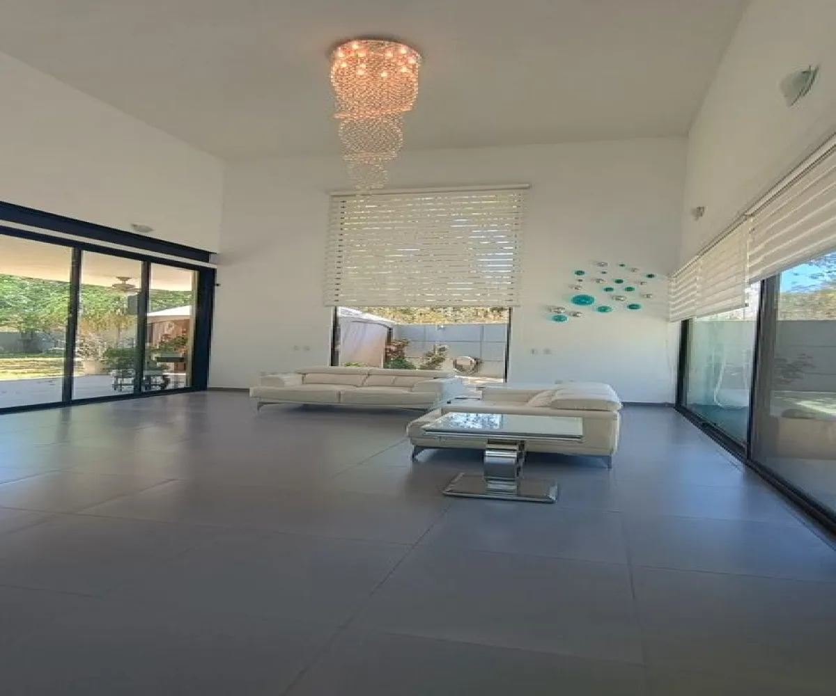 Casa En Venta,EL RIO COUNTRY CLUB ,LOS AGUACATES 14, El Arenal, Jalisco 45363, 5 Habitaciones,5 Baños,LOS AGUACATES ,2,psBf4Jo