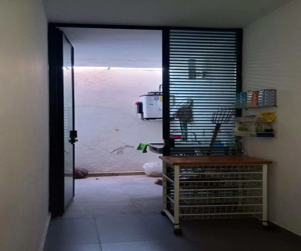 Casa En Venta,EL RIO COUNTRY CLUB ,LOS AGUACATES 14, El Arenal, Jalisco 45363, 5 Habitaciones,5 Baños,LOS AGUACATES ,2,psBf4Jo