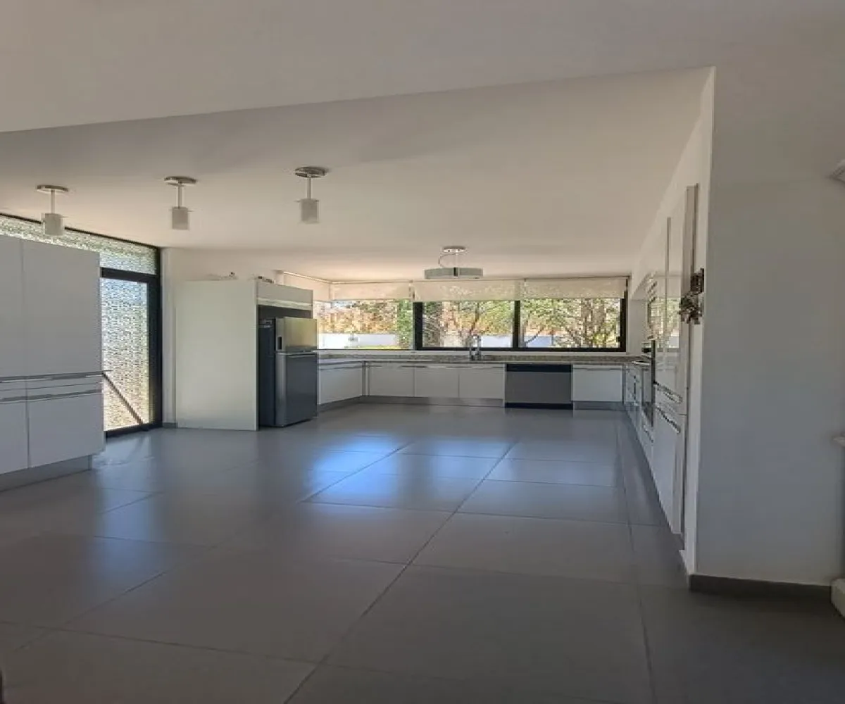 Casa En Venta,EL RIO COUNTRY CLUB ,LOS AGUACATES 14, El Arenal, Jalisco 45363, 5 Habitaciones,5 Baños,LOS AGUACATES ,2,psBf4Jo