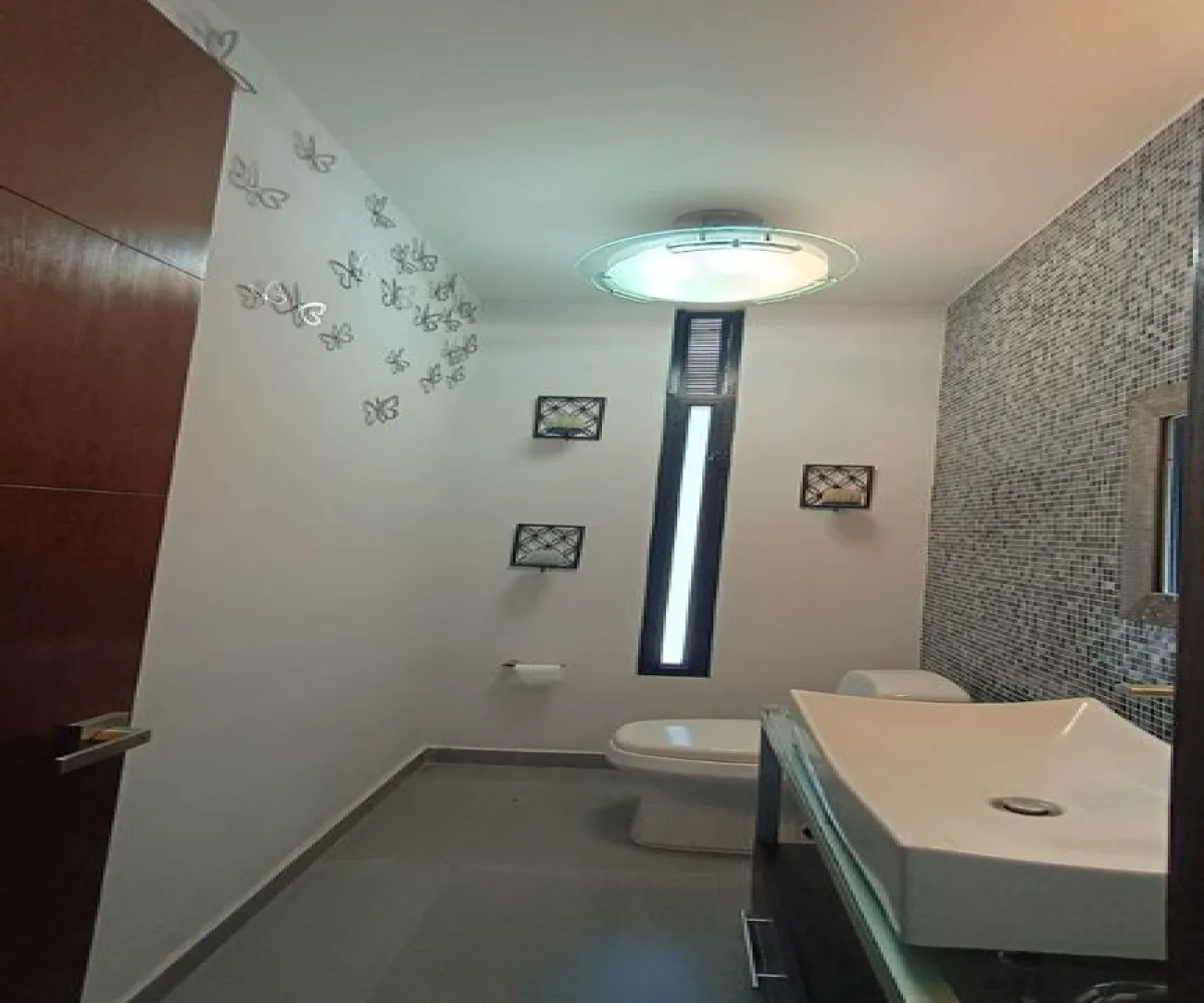 Casa En Venta,EL RIO COUNTRY CLUB ,LOS AGUACATES 14, El Arenal, Jalisco 45363, 5 Habitaciones,5 Baños,LOS AGUACATES ,2,psBf4Jo
