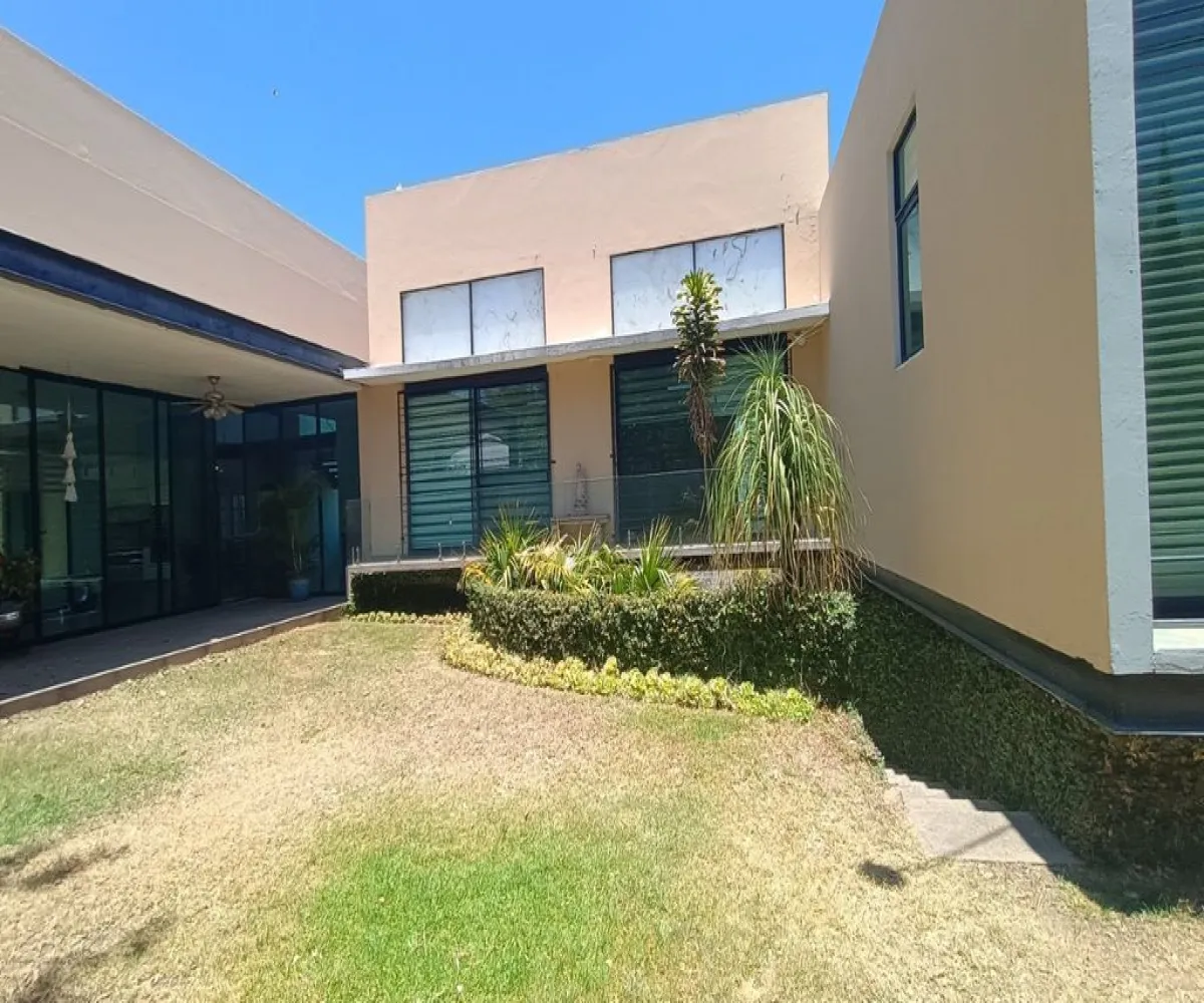 Casa En Venta,EL RIO COUNTRY CLUB ,LOS AGUACATES 14, El Arenal, Jalisco 45363, 5 Habitaciones,5 Baños,LOS AGUACATES ,2,psBf4Jo
